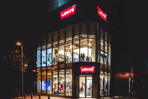 001_shinsaibashiLevis